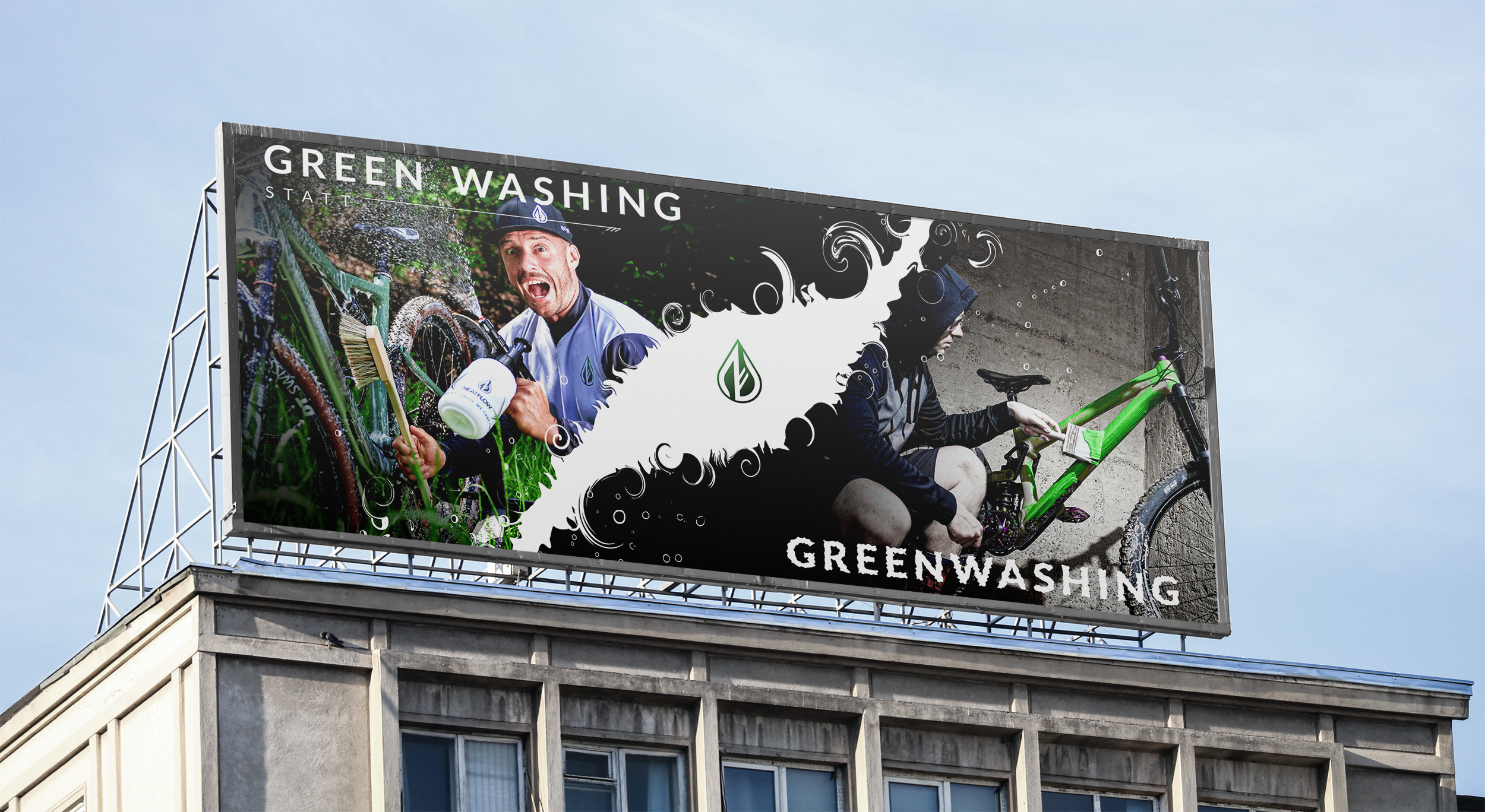 Werbeplakat auf Haus - Greenwahsing Kampagne - Nico Reuter